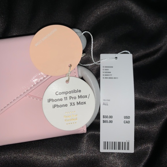 Magnetic Iphone 11 Pro MAX/XS MAX Crossbody wallet - Picture 3 of 6